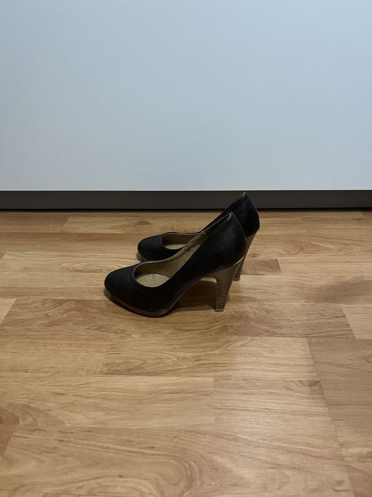 Дамски обувки на токчета