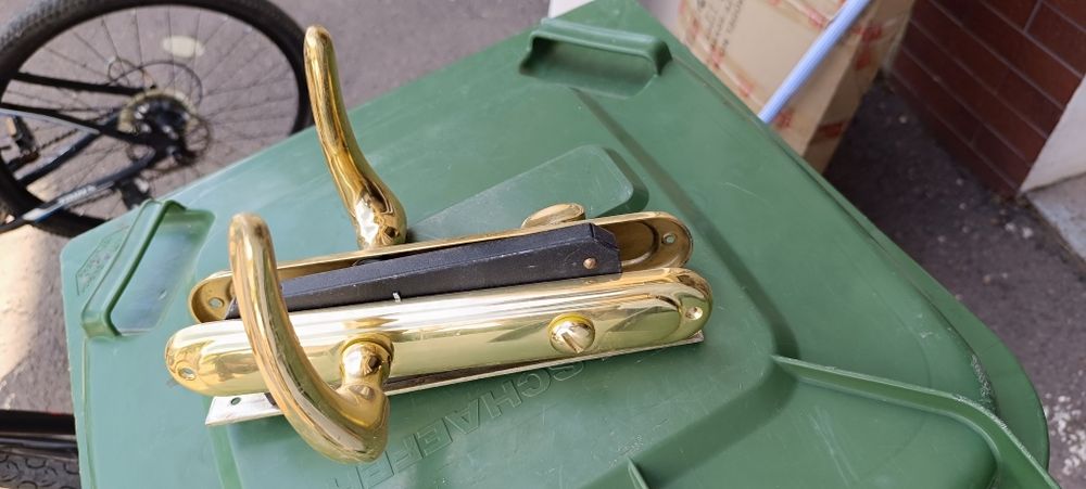 Ручка двери межкомнатные