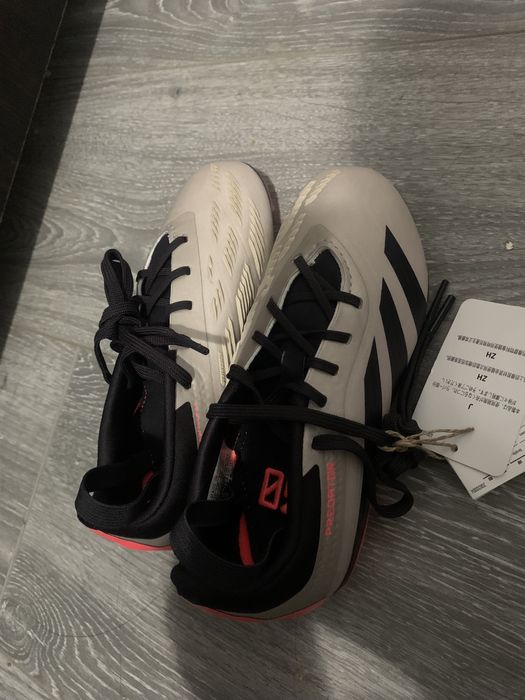 Pantofi sport cu cramponi originali noi