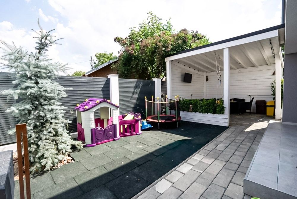 Casa tip duplex - Platoul Insorit