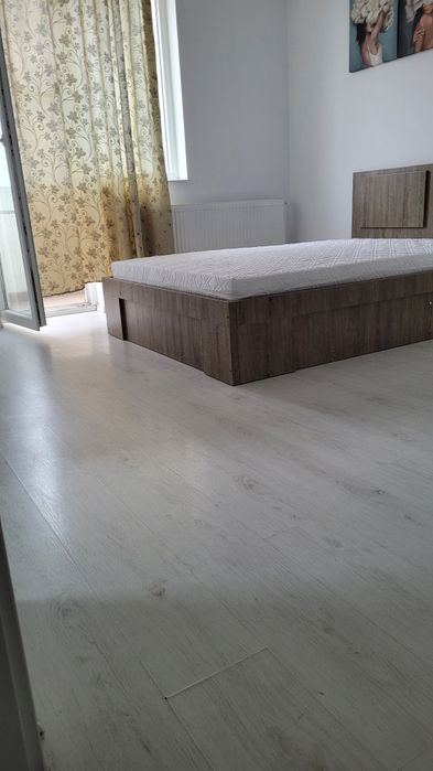 Proprietar, inchiriez garaoniera