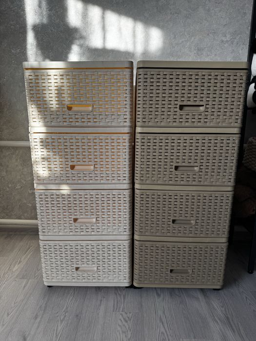 Продам два     комода