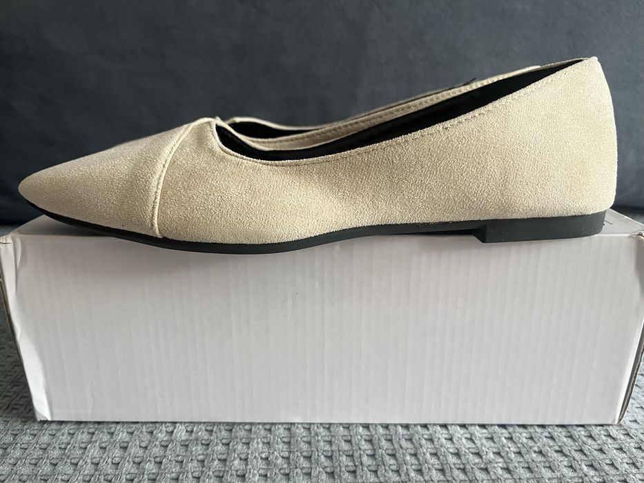 Продам босоножки