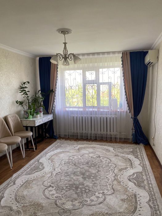 Ақтөбе қаласынан 2 бөлмелі үй сатылады.