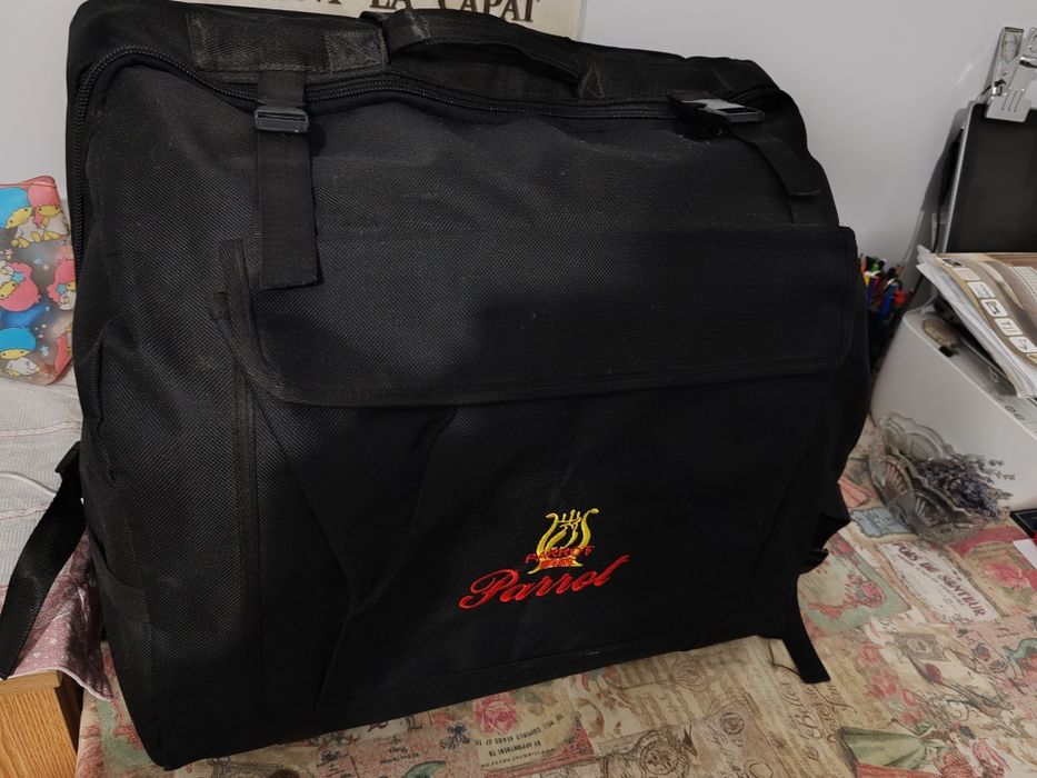 Acordeon Parrot 120 basi