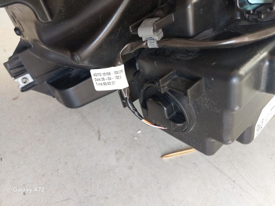 Far Stanga Nissan Qashqai 2024