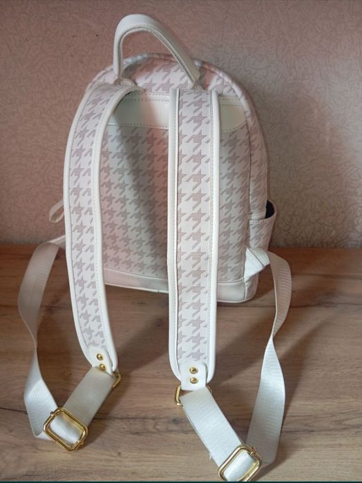 Школьная сумка для девочек, почти новая!