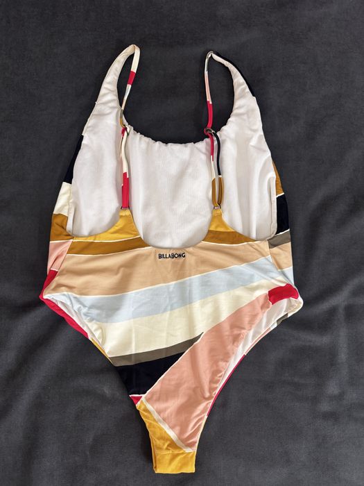 Бански Billabong