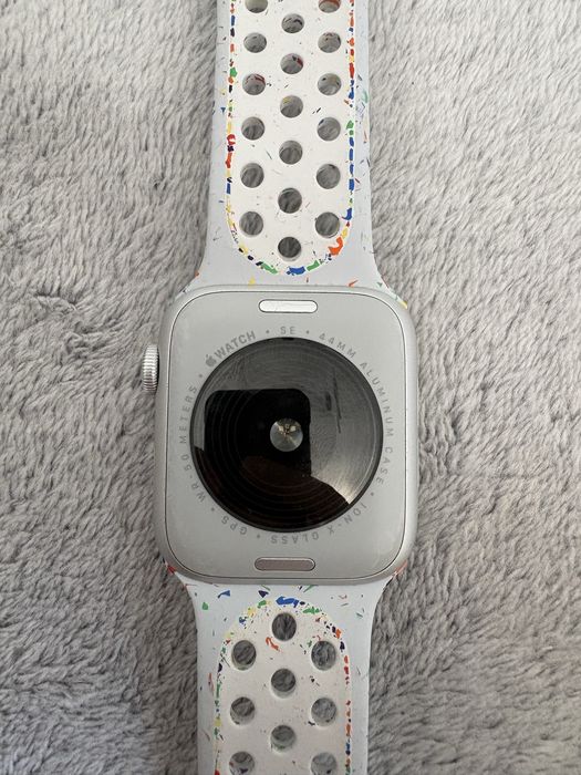 Apple Watch SE2 44mm Silver 96% sanatate baterie