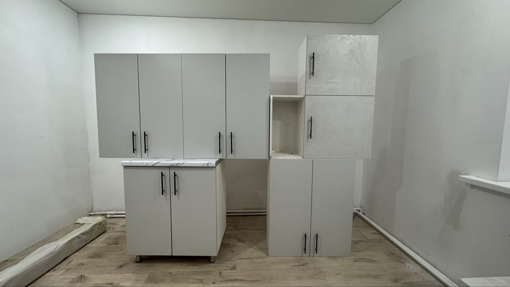 Продам кухонный гаргитур