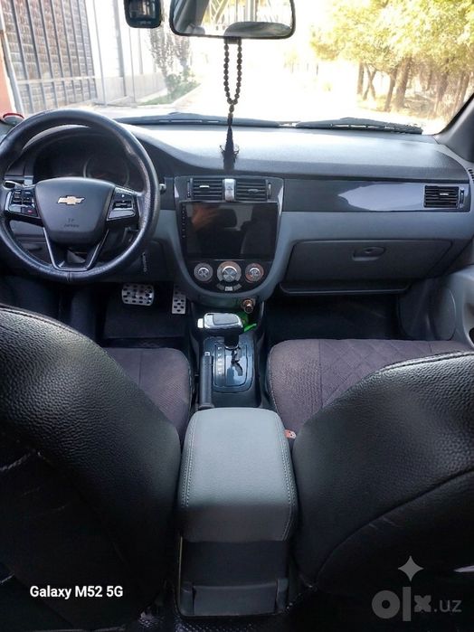 Chevrolet Lacetti 1.6 avtomat sotiladi xolat a'lo
