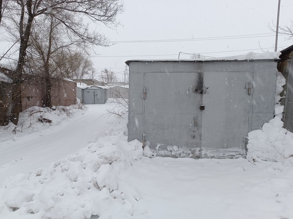 Продам железный гараж