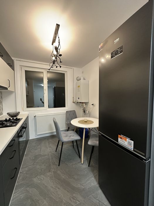 Apartament 2 camere de închiriat
