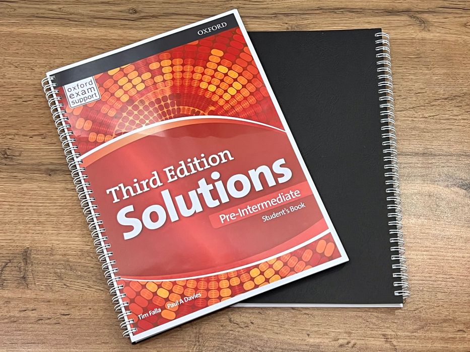 Solutions Pre-intermediate 3rd Учебник английского языка