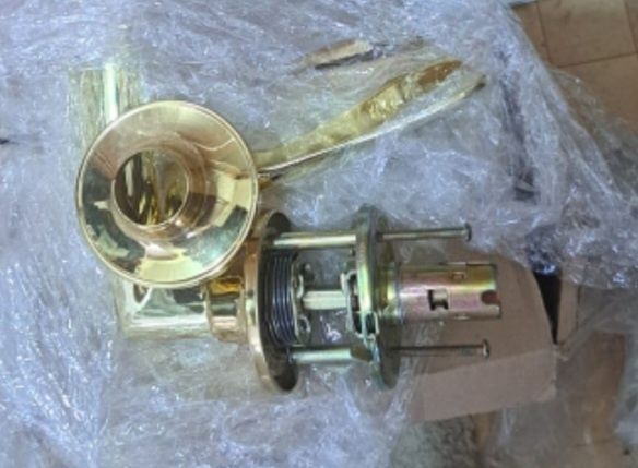 Дверь межкомнатная