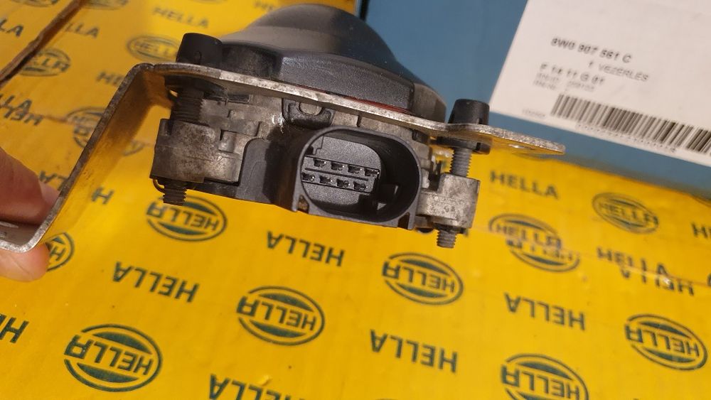 Senzor radar acc distronic bara Audi a4 b9 a5 a6 a7 a8 q5 q7 4m c8