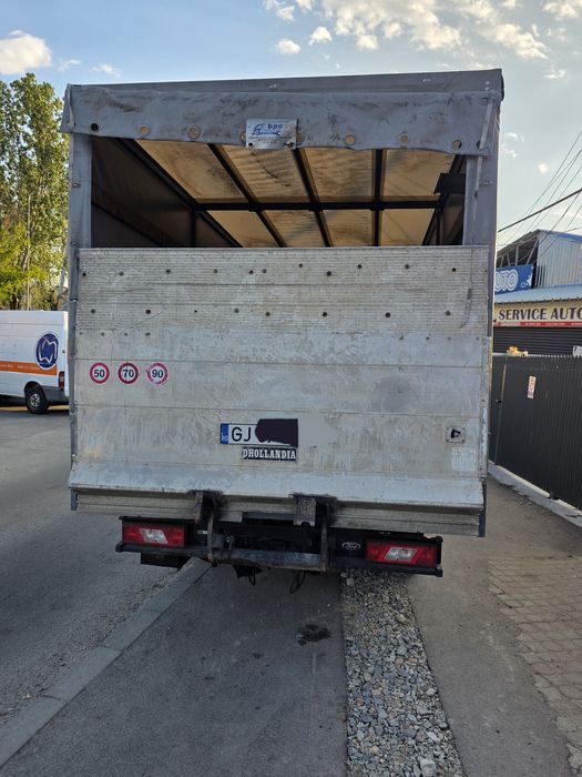 FORD Transit 0 — imagine 4