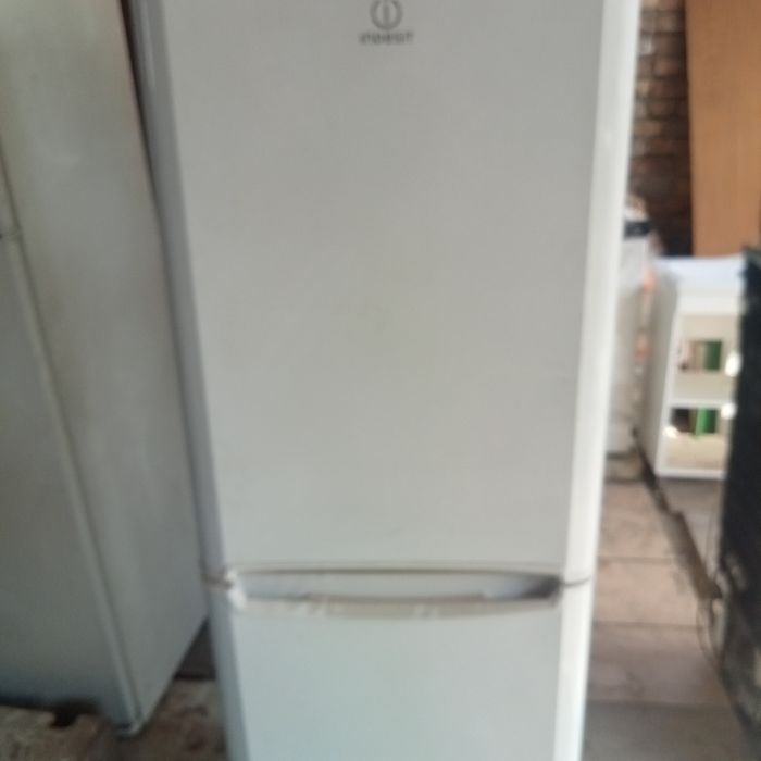 Холодильник продам