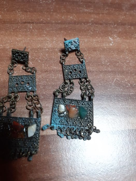 Бижутерия    автентична