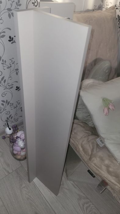 2 etajere mobila noi,doar in Botosani!