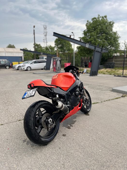 2000€ - Suzuki GSXR 600 cafe racer