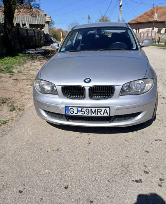 Vand BMW seria 1, 1.6 benzina, coupe, accept schimburi cu rulota+-diferenta