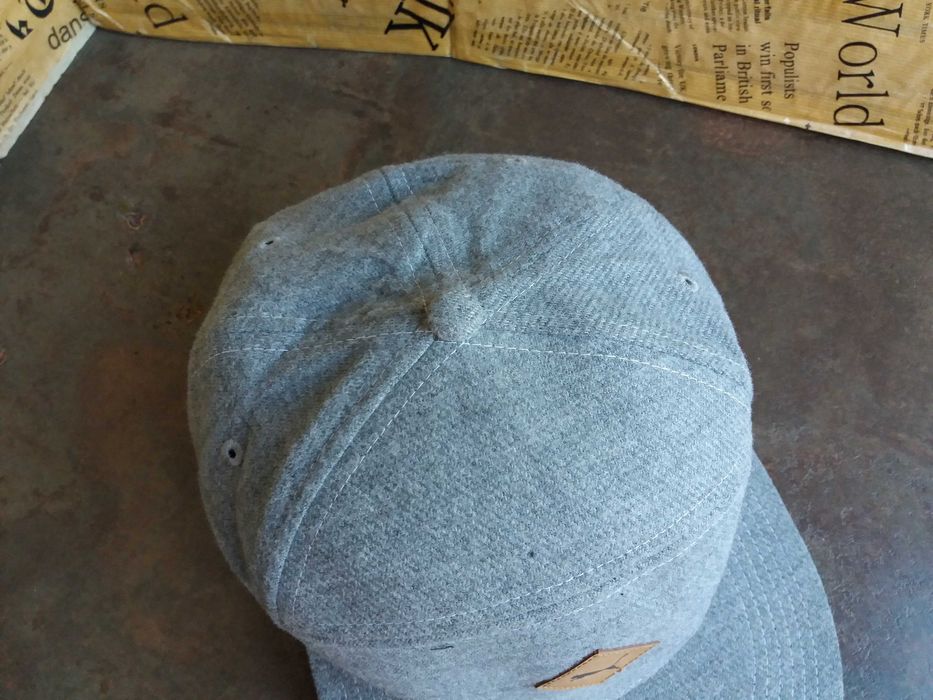 мъжка шапка с козирка Puma зимна жокейка пума,Нова!