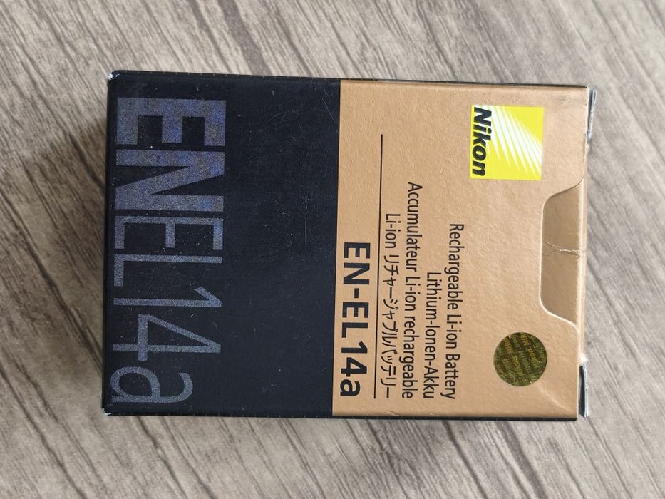 Nikon EN-EL14a batateyka