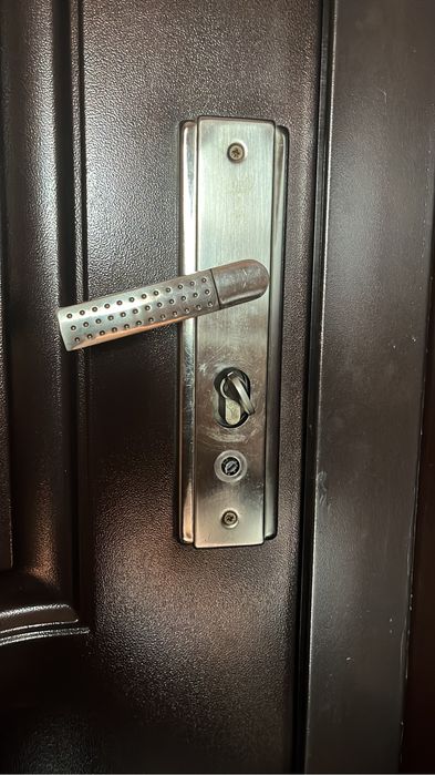 Продам замок для входной двери