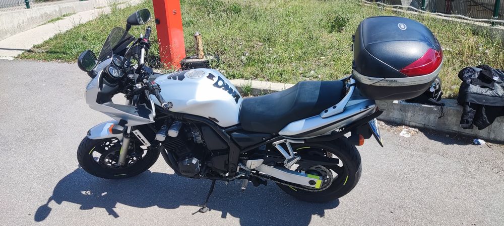 Yamaha FZS Fazer 600 2003г.