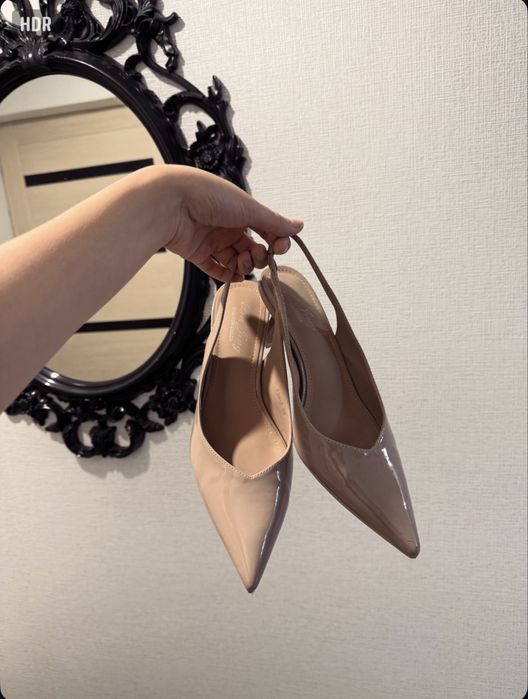 продам лодочки 36-37р