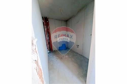 Продава се Двустаен апартамент в Варна, м-т Траката - 82 кв.м за 1525 €/кв.м - Снимка #7