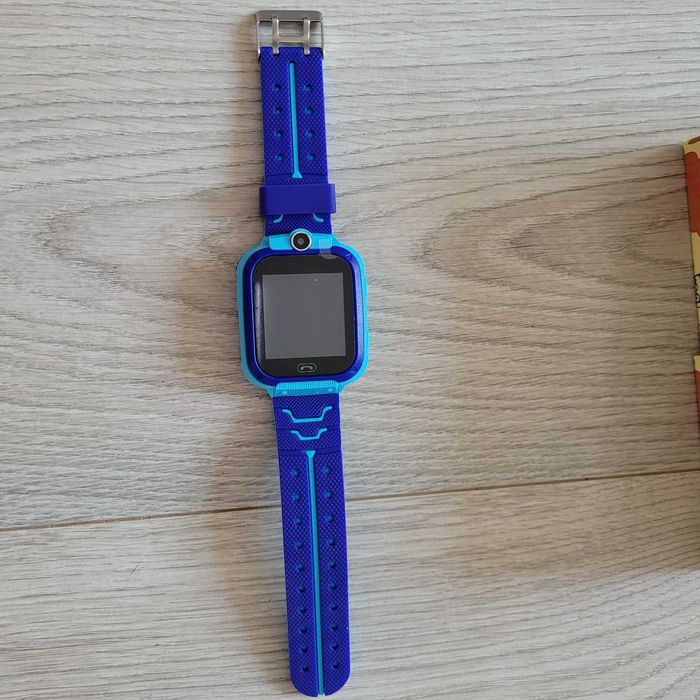 Детски смарт часовник - Чисто нов за момче. 22лв