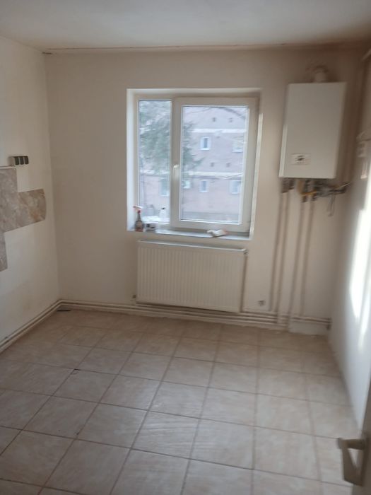 Apartament recent restructurat zona micro 14