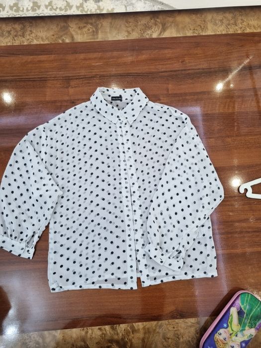 Разбираю гардероб.