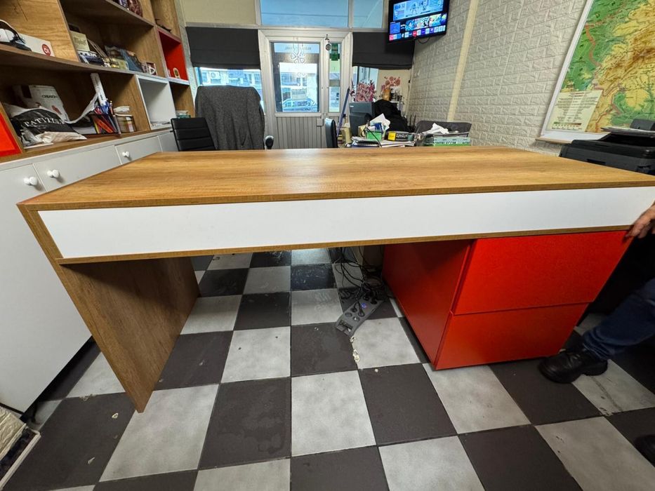 Birou cu 2 sertare facut pe comanda