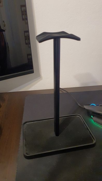 Stand  casti Avantree HS909