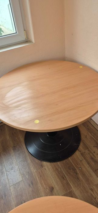 Mese rotunde reglabile, pentru birou sau living