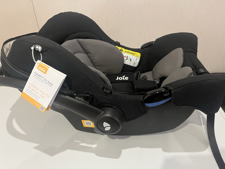 Продам Автокресло Joie новое