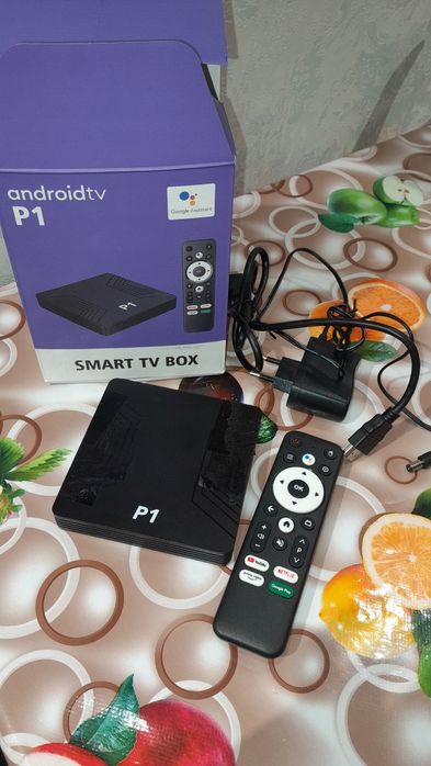 Smart TV box P1 android TV-почти новая