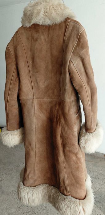 Дамски кожух от агнешка кожа