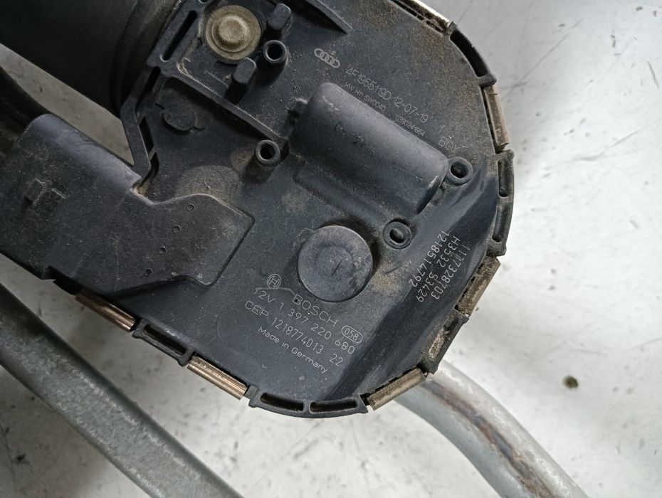 Ansamblu Stergatoare Audi Q5 8Rb 2008 - > 1137328703