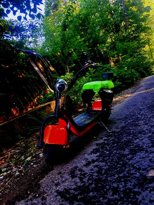 Vând scuter electric hanrley mini