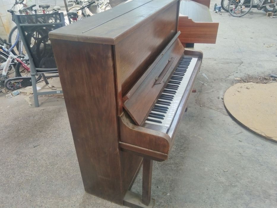 Пиано KONZERT Pianini klavier niederlagee