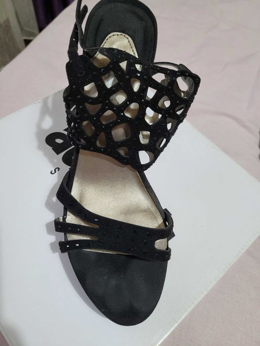 Sandale dama utilizate