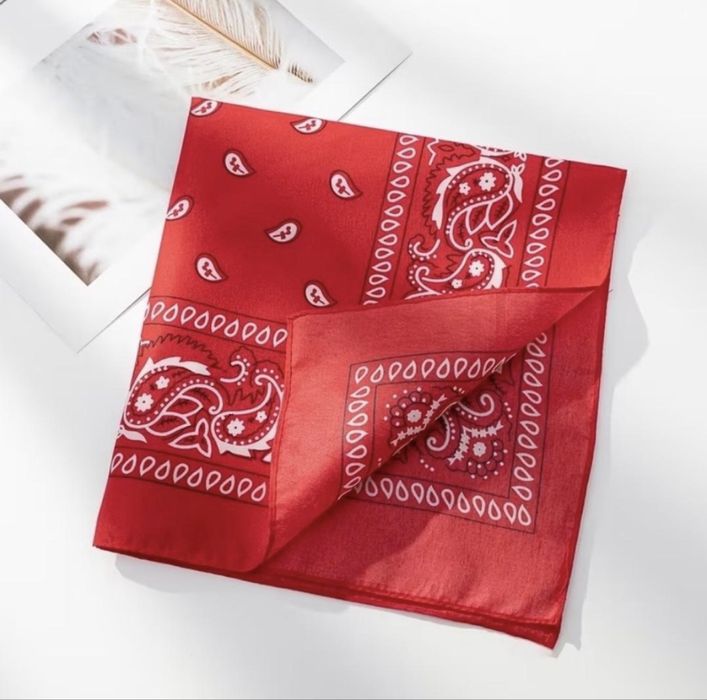 Новая красная бандана