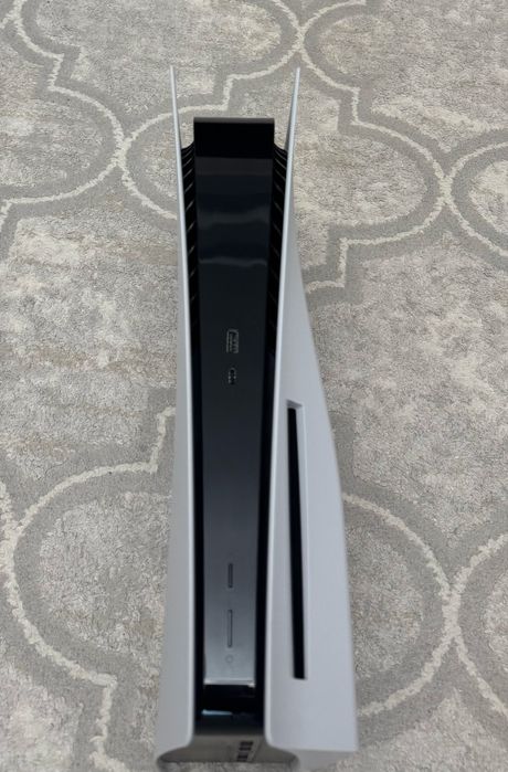 Продам Playstation 5