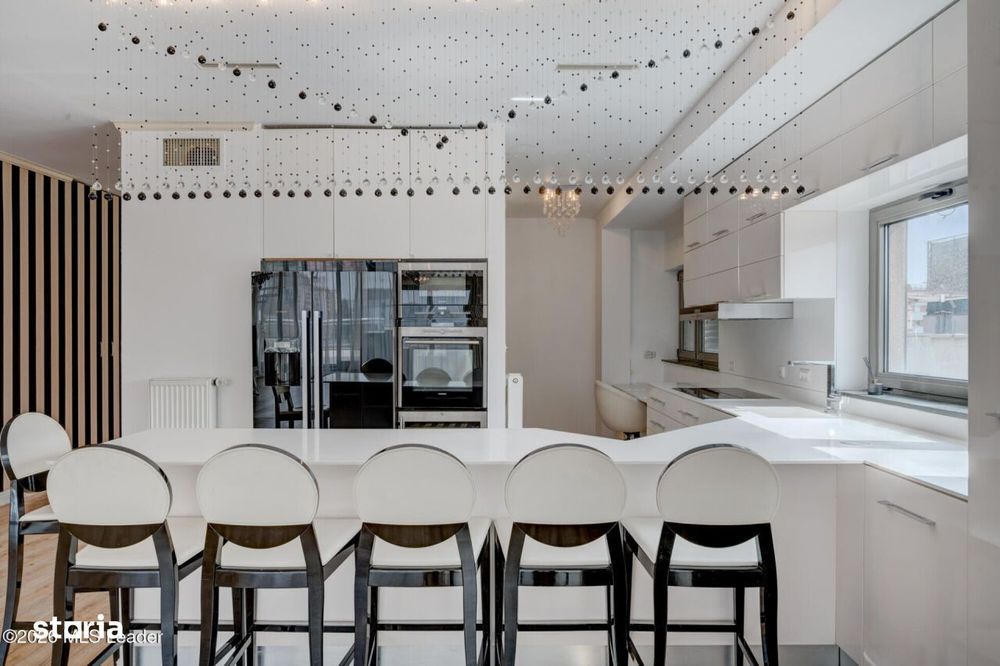 Penthouse | 181.35 MP | Piata Romana | Aurel Vlaicu