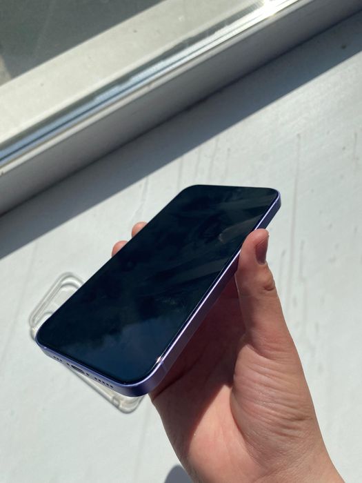 iphone 12 в самом идиалном состояни