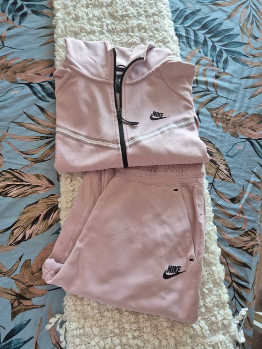 Спортен екип  nike